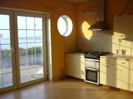 Sunset Apartment *